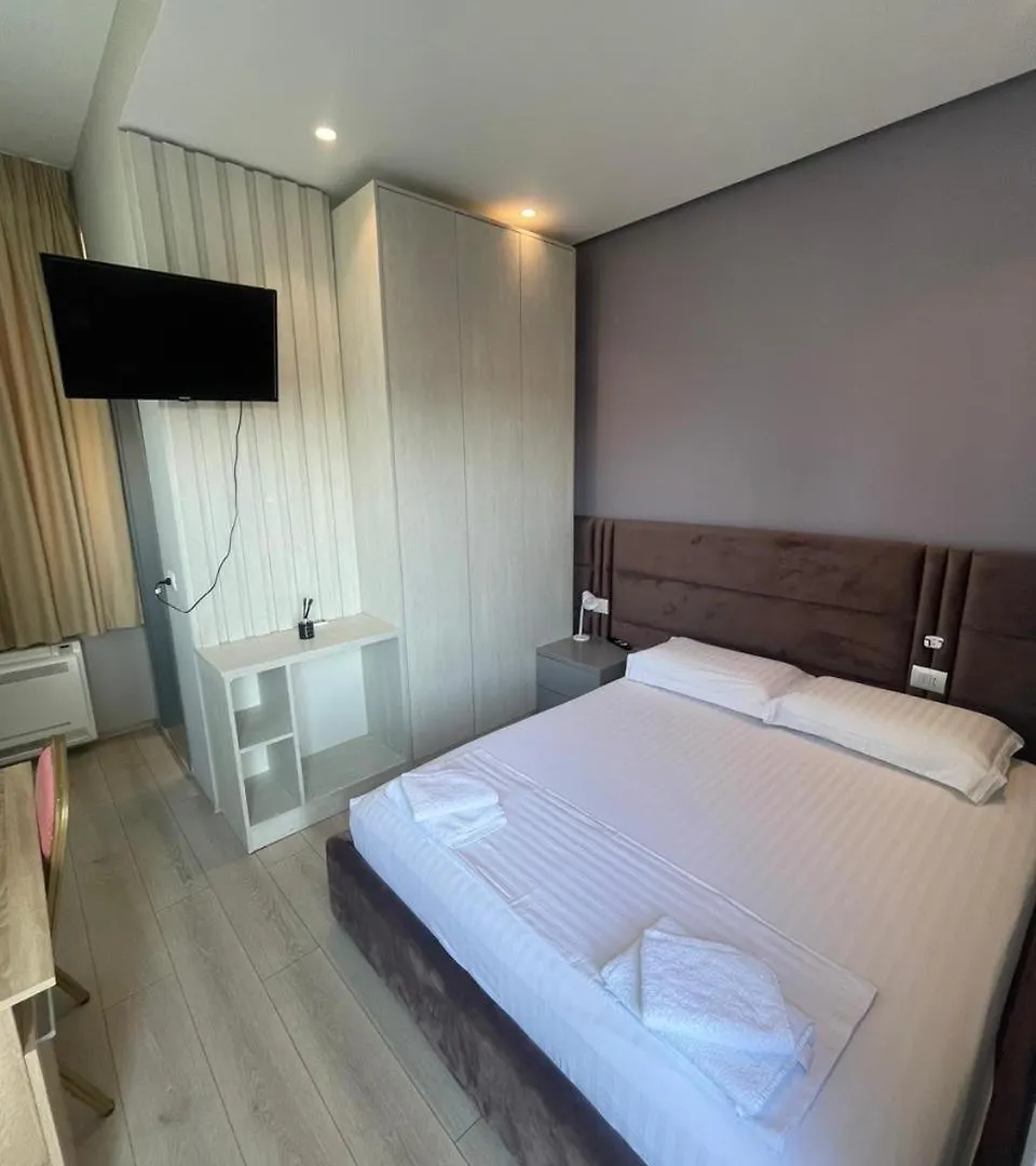 Alb Apartments Τίρανα Πανσιόν